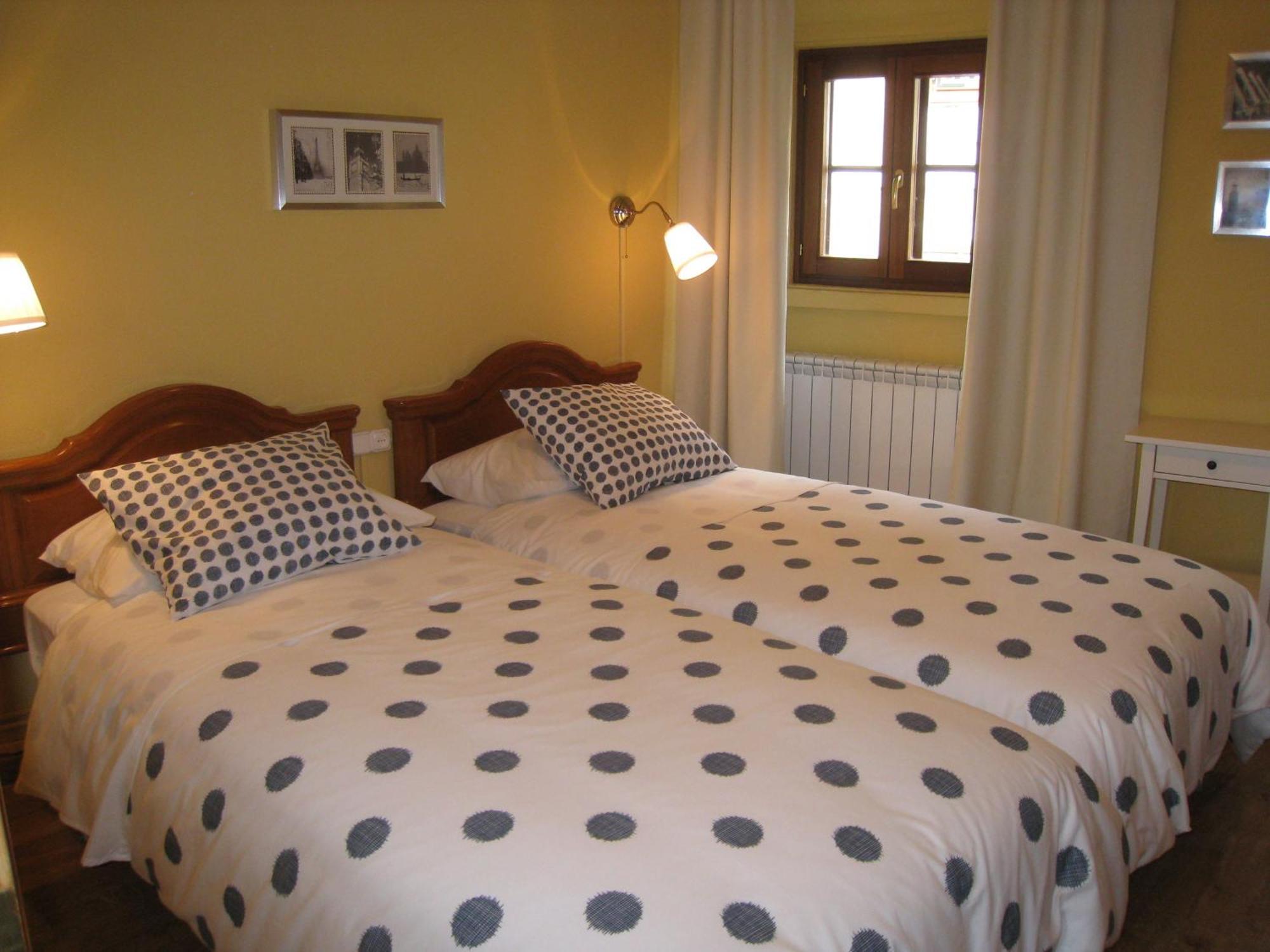 Casa Cotiellu Guest House Llanes Exterior photo